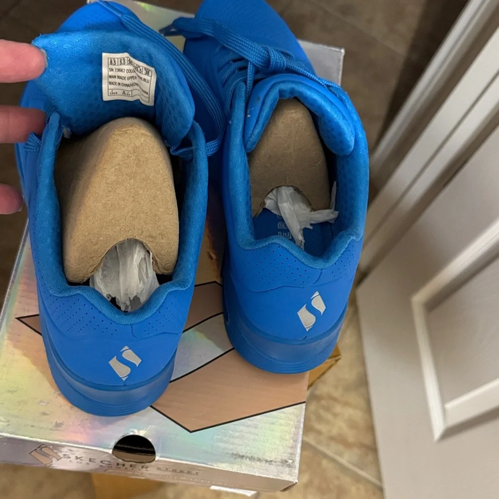 Skechers Electric Blue Sneakers - Picture 5 of 7